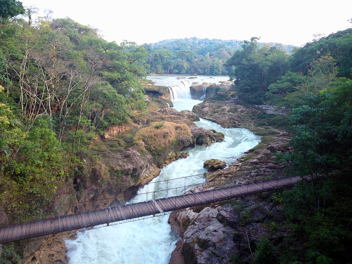 Las Nubes Waterfalls